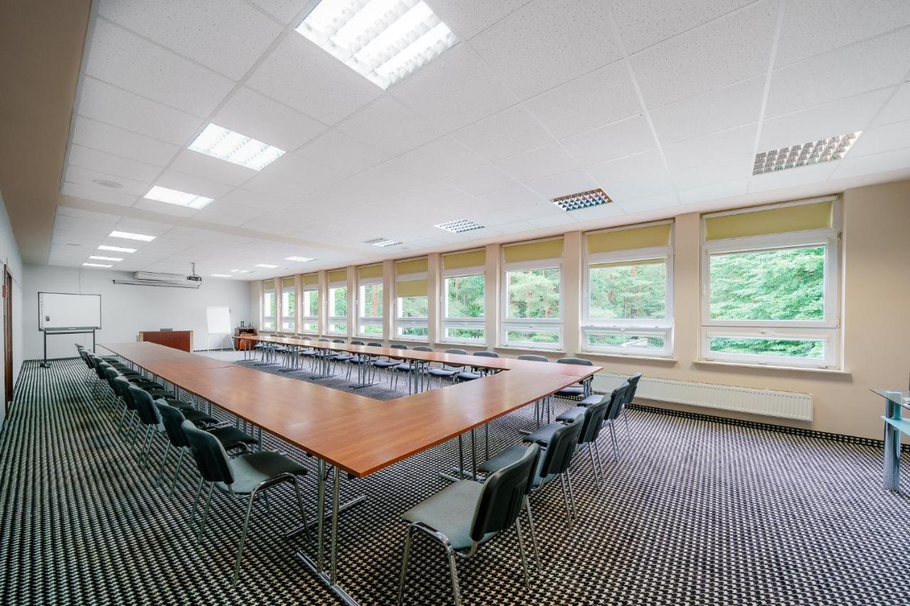 Promenada Zegrze Hotel Bialobrzegi  Bagian luar foto