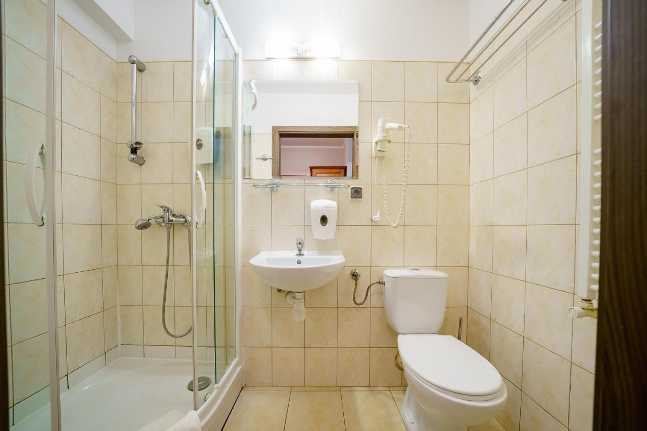 Promenada Zegrze Hotel Bialobrzegi  Bagian luar foto